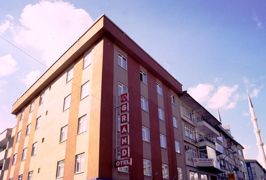 Maltepe Grand Hotel Istanboel Buitenkant foto